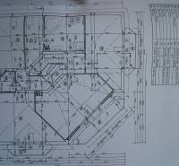 ,,,EXKLUZÍVNE,,,PREDAJ PRIESTRANNÉHO 5 IZB.RD V PEZINKU / LIMBACH - Pôdorys rodinného domu v Pezinku na ulici Kamenice s rozvrhnutím izieb.