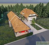 CENA DOHODOU Menší domček v príjemnom prostredí obce Šiatorská Bukovin - Rodinný dom v Šiatorskej Bukovinke obklopený lesom a veľkým dvorom, vedľa hlavnej cesty.