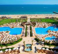 Štúdio DIT Majestic Beach Resort v 1. línií pri mori Bulharsko  - Bazény a piesočnatá pláž v Slnečnom pobreží poskytujú ideálne miesto na relax.