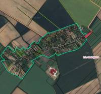 Ondrejovce – 4.665 m2 POZEMOK na rekreačnú chatu na hranici obce - Letecká mapa Záhrad v Ondrejovciach ukazuje polia a rozmiestnenie budov.