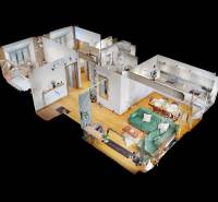 (81 m²) ŠTÝLOVÝ 3i BYT NA SEVERE - 3D pohľad na 3-izbový byt s podlahou s dreveným dekorom a zariadením.