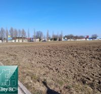 SENEC - NA PREDAJ stavebný pozemok pre šport a rekreáciu - pre develop - Pozemky - bývanie pri Slnečných jazerách sever v Senci, pripravené na výstavbu.