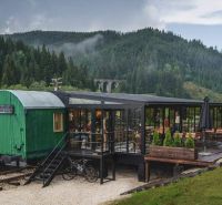 Príjemný rekreačný apartmán priamo pod zjazdovkou v Telgárte - Rekreačný apartmán v Telgárte, obklopený lesmi a blízkym viaduktom.