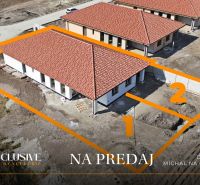 Na predaj 4-izb.dvojdom - novostavba,Michal na Ostrove - Rodinný dom v Michali na Ostrove, dvojdom so škridlovou strechou na predaj.
