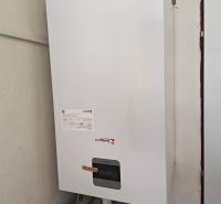 Vidiecky dom na predaj Mikulášov - Nástenný plynový kotol Protherm v technickej miestnosti rodinného domu.