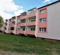 1 izbový byt na predaj rekonštrukcia, Martin centrum, nový balkón - Bytový dom s balkónmi na ulici Záborského v Martine.