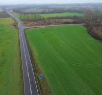 Priemyselné pozemky | 5722 m² + Bonus 2464  | Malacky - Lúčne pozemky pri ceste v Záhorskej Vsi, vhodné pre komerčné využitie.