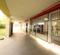 NA PRENÁJOM: Komerčný priestor v OC Latorica – Košice - Obchodné priestory na Buzuluckej ulici v Košiciach III so vstupom a presklením.