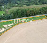 NA PREDAJ INVESTIČNÝ POZEMOK S PANORAMATICKÝM VÝHĽADOM SNINA - Pozemok na bývanie na Hámorskej ulici v Snine s rozlohou 1692 m².