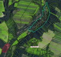 Domaníky – 49.000 m2 LESNÝ REKREAČNÝ POZEMOK v podiele 1/1 - Letecký pohľad na poľnohospodárske a lesné pozemky okolo obce Domaníky.