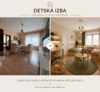 MEŠTIANSKY RODINNÝ DOM SO ZÁHRADOU LEN PÁR MINÚT OD CENTRA RUŽOMBERKA - Premena obývacej izby na detskú izbu s podlahou s dreveným dekorom v rodinnom dome.