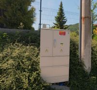 Iba 10km od Žiliny - STAVEBNÝ POZEMOK - Lietavská Svinná - Elektrická skriňa vedľa stĺpu a porastu v Lietavskej Svinnej-Babkove, Pozemky - bývanie.