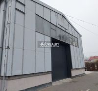 Prenájom, skladový priestor Košice Džungľa - EXKLUZÍ... - Sklady a haly v KE - Džungľa s kovovým obložením a veľkým vstupom.