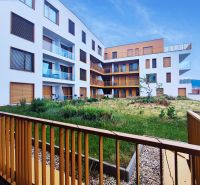 | Srdce Mesta | 2 Izb. byt | ORBIS |  70 m2 - Bytový dom na Piaristickej ulici v Nitre s vnútorným zeleným dvorom.