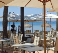 Exkluzívna ponuka – apartmán-byt v „Malom Miami Španielska  - Pohodové vonkajšie posedenie v Rekreačnom apartmáne v La Manga del Mar Menor pri pláži.