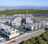 2-izbový bungalov so záhradou, Torrevieja, Costa Blanca - Výhľad na rezidenčný komplex siahajúci až k lagúne v Torrevieji, ponúkajúci 2-izbové byty.