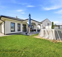 Na predaj 4-izbový rod.dom – novostavba, Veľké Blahovo - Rodinný dom vo Veľkom Blahove, Dunajská Streda, s trávnikom a nadzemným bazénom.