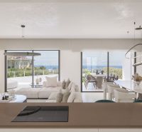 1-izbový apartmán s výhľadom na more, Estepona, Costa del Sol - Obývacia izba rekreačného apartmánu s pohľadom na terasu a more, svetlé farby.