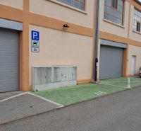 Na prenájom skladové priestory od 25 m2 Trnava Coburgova - Parkovacie miesta pri skladoch a halách na Coburgovej ulici v Trnave.