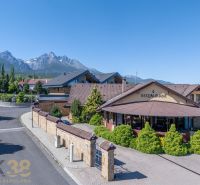 NA PREDAJ: Zabehnutý hotel Amália s wellnesom v srdci Vysokých Tatier - Reštaurácia a penzión v Novej Lesnej s výhľadom na Vysoké Tatry.