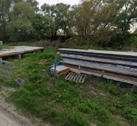 Pozemok 1160m2, Nižná Hutka, ul. Záhradkárská - Pozemok - bývanie na Zahradkárskej ulici v Nižnej Hutke s drevenými materiálmi.