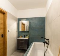 3 izb. byt s balkónom s dvomi parkovacími miestami - Nová Dedinka 3-izbový byt predaj reality Senec