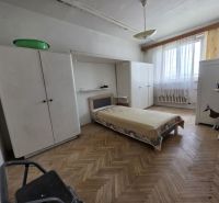 3-IZBOVÝ BYT S BALKÓNOM V CENTRE HLOHOVCA - Hlohovec 3-izbový byt predaj reality Hlohovec