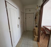 3-IZBOVÝ BYT S BALKÓNOM V CENTRE HLOHOVCA - Hlohovec 3-izbový byt predaj reality Hlohovec