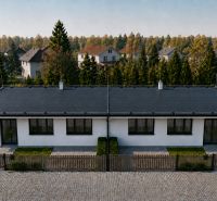 Projekt ČEREŠŇOVÁ ALEJ – 10 rod. domov/pozemk., Jelka - Rodinný dom v Jelke s upravenou záhradou a dreveným plotom v tichej lokalite.