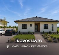 DVE NÍZKO ENERGETICKÉ NOVOSTAVBY | MALÝ LAPÁŠ | NITRA - Rodinný dom v Malom Lapáši s parkovaním, záhradou a výhľadom na okolitú krajinu.
