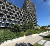 GUTHAUS - 4 izbový byt na Račianskej ulici v Bratislave - Moderná architektúra a zeleň na Račianskej v Bratislave - Nové Mesto pri 4-izbovom byte.