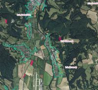 Predaj pozemkov v Badíne (podiely), okres Banská Bystrica  - Geografická mapa zobrazuje poľnohospodárske a lesné pozemky pri obci Badín a jeho okolí.