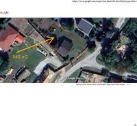 Na predaj starší rodinný dom s podkrovím v obci Gbelce - Letecký pohľad na rodinný dom a pozemok s výmerou 540 m² v Gbelciach.