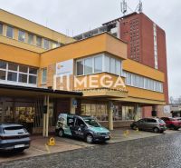 PRENÁJOM obchodných priestorov (36 m2) v CENTRE MESTA HUMENNÉ - Budova s kanceláriami a parkoviskom na ul. 26. novembra v Humennom.