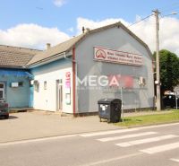 NA PREDAJ: Komerčný objekt vo výbornej lokalite mesta Vranov nad Topľo - Obchodné priestory na ulici Duklianskych hrdinov, Vranov nad Topľou, pri frekventovanej ceste.