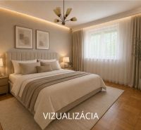 PREDAJ: 2i byt; 65 m2; CENTRUM - KRUPINA; 84.500 €  - Spálňa v 2-izbovom byte so závesmi, koberec a podlaha s dreveným dekorom.