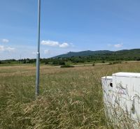 Stavebný pozemok 681 m2 v Štitároch  - Pozemky - bývanie na Zamoyského ulici v Štitároch, obklopené prírodou a rozľahlými poliami.