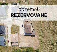 REZERVOVANÉ - Pozemok, 659 m², Vlčia dolina, Suchá nad Parnou - Letecký pohľad na rezervovaný pozemok v Suchej nad Parnou, Vlčia dolina - bývanie.