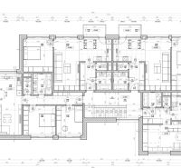 Pozemok s rozostavanou stavbou pre 12 bytov - Senica - Pôdorys bytu s rozložením izieb a kúpeľní, detailné rozmery. Budova, architektúra.
