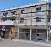 REZERVOVAÝ 3 izbový na predaj Tomčany, 136 m2 poschodie 3 terasa 59 m2 - Budova vo výstavbe na ulici Tomčany v Martine, vhodná pre 3-izbový byt.