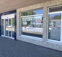 0911 234 656 Prenájom obchodný priestor Dunajská Streda - Prenájom obchodných priestorov v Dunajskej Strede s presklenými výkladmi a parkovaním.