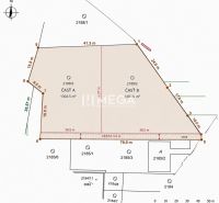 EXKLUZÍVNE NA PREDAJ 1303,5 m2 POZEMOK NA ZEMPLÍNSKEJ ŠÍRAVE - Mapa pozemkov na bývanie v obci Vinné, znázorňujúca rozmery a hranice parciel.