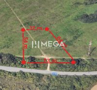 NA PREDAJ: Pozemok 3 000 m² LORINČÍK INVESTIČNÝ POTENCIÁL - Letecký pohľad na Poľnohospodárske a lesné pozemky v Košiciach II s vyznačenými rozmermi.