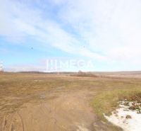 NA PREDAJ: Pozemok 3 000 m² LORINČÍK INVESTIČNÝ POTENCIÁL - Rozľahlé poľnohospodárske a lesné pozemky v Košiciach II pod modrou oblohou.
