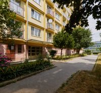 PREDAJ,3-IZBOVÝ BYT,KOMPLETNÁ REKONŠTRUKCIA,BOŽENY NEMCOVEJ-SEVER-KE - Bytový dom na ulici Boženy Němcovej v Košiciach - mestskej časti Sever.