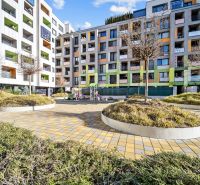 1.BCR | PRIESTRANNÝ 2-IZB. APARTMÁN V MAMAPAPA, PIVNICA, PARKING - Detské ihrisko obklopené modernými bytovými domami na ulici Nejedlého v Dúbravke.
