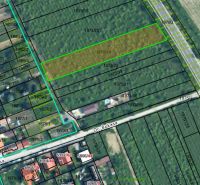 VÝBORNÁ INVESTÍCIA - POZEMOK URČENÝ NA VÝSTAVBU RD - Letecká mapa pozemkov na bývanie v Pezinku, ulica Dr.Bokesa s vyznačenými parcelami.