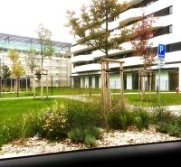 Na prenájom 2-izb byt vo výškovej novostavbe -  Matadorka - 2-izbový byt, Údernícka ulica, Bratislava - Petržalka, vonkajší priestor, zeleň, parkovisko.