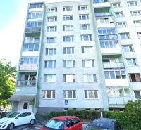 1- izbový byt - Košice - Juh, Ostravská ulica - Bytový dom na Ostravskej ulici v Košiciach, mestská časť Juh, s parkoviskom.