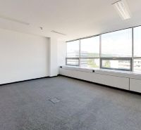 Prenájom kancelárií od 12,29 m2, Westend Tower, Dúbravská cesta - Priestranné kancelárie s kobercovou podlahou a veľkými oknami na Dúbravskej ceste, Bratislava - Dúbravka.